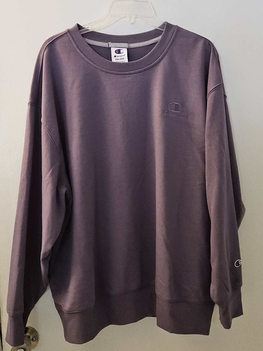 Champion Crewneck Sweatshirt in Dusty Purple